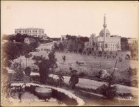 287.     SEBAH, (J. PASCAL) & JOAILLER, (POLICARPE) : Palais Yildiz et Mosquée Hamidie [The Yildiz (Hamidié) Palace and the Yıldız Mosque in Istanbul], cca. 1880.