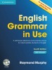 Murphy, Raymond : English Grammar in Use. A Self-study Reference and Practice Book for Intermediate Learners of English.