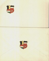 Boríték és levelezőpapír a Központi Hatalmak zászlóiból alkotott, dombornyomott, aranyozott címerrel.