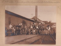 Az 1931. május 4.-én a rákospalotai olajgyárban eltöltött délután emlékére - Hutter és Lever r. t. Magyar-Hollandi Margaringyárak r. t.  Budapest.  