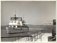 219.     SOMOGYI FOTÓ (Balatonlelle) : [The Beloiannis passenger ship in the port Balatonelle], 1954.